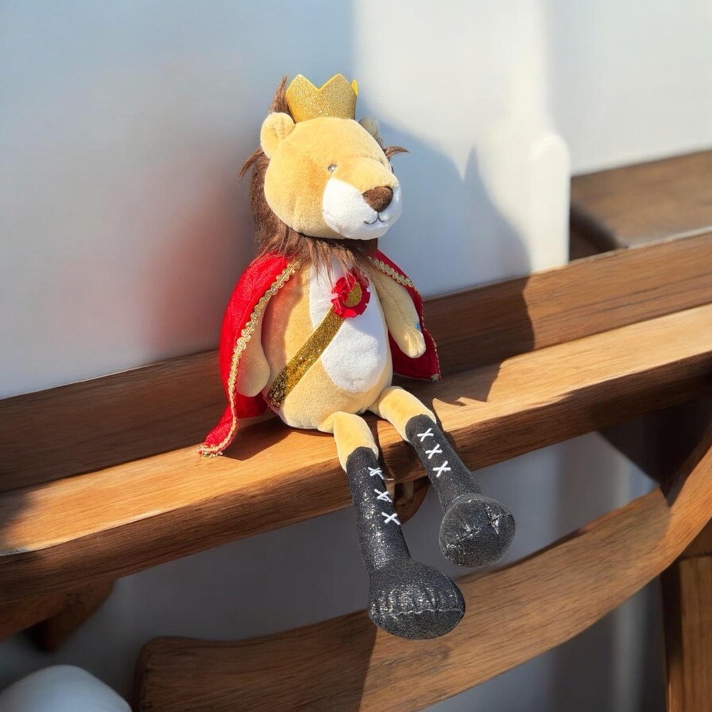 FAO Schwarz 12" Glow Brights Nutcracker Lion Plush